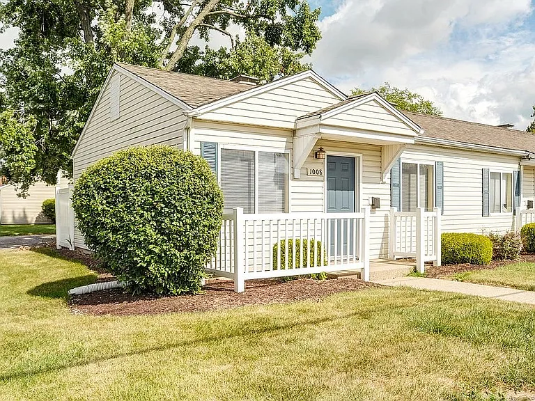 510 E Fairlawn Dr — Photo 13