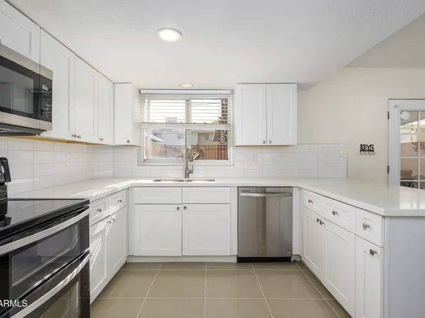 1665 W HAZELWOOD Street, Phoenix, AZ 85015