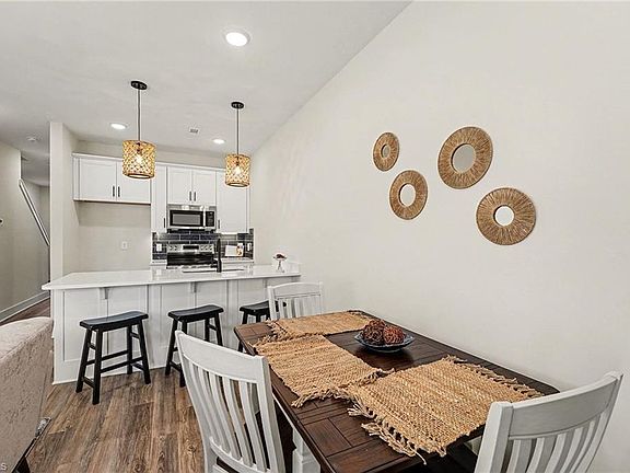 4th image of 4661 Canter Park Ln