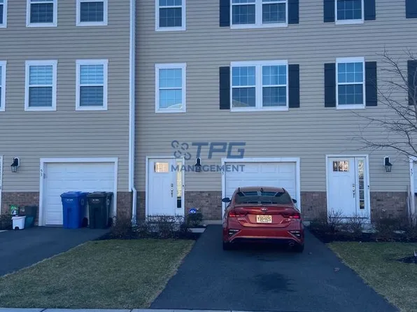 55 Melanie Way, Manahawkin, NJ 08050