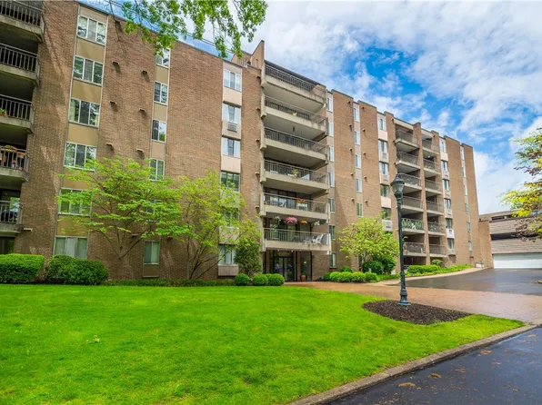 201 Grant St APT 309, Sewickley, PA 15143