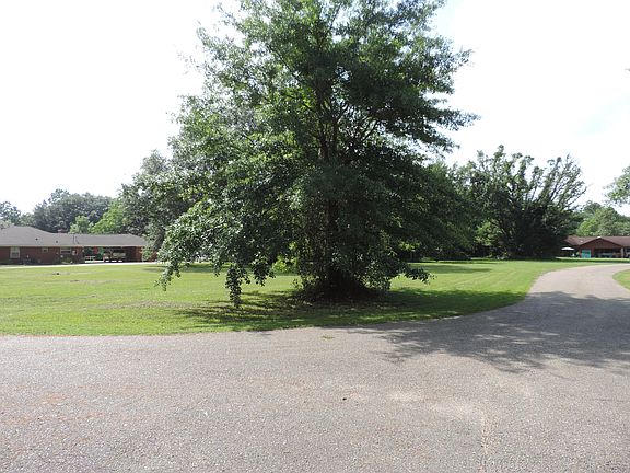 5th image of 10174 Sadler Ln