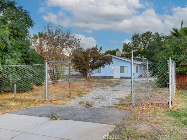 823 Flynn St, Riverside, CA 92507