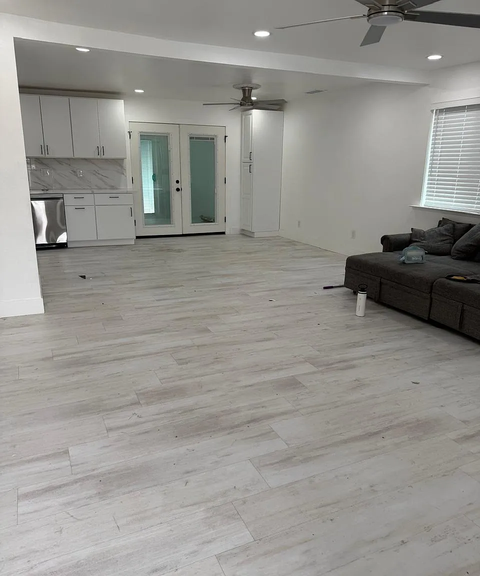 4 bed, 1705 sqft, $4,600 — Photo 3