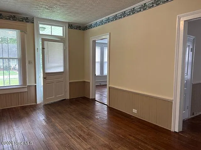 115 E Station St — Photo 13