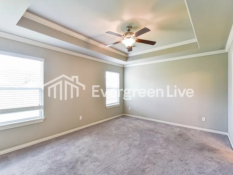 2100 N Wakefield St — Photo 11