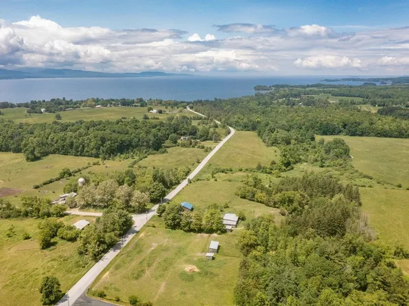 2271 Lake Road, Charlotte, VT 05445