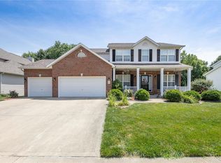 73 E Southcrest Cir, Edwardsville, IL 62025