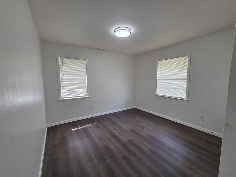 3992 Ridgedale St — Photo 7