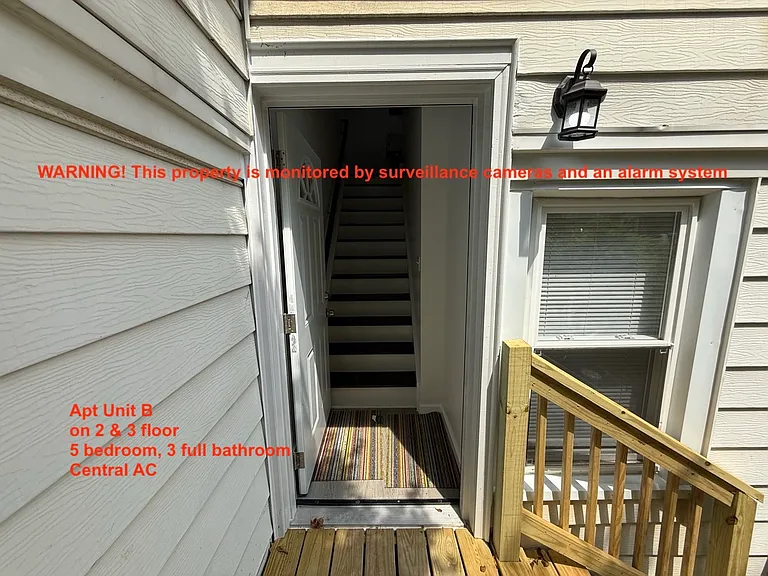 14 Chandler St #B — Photo 3