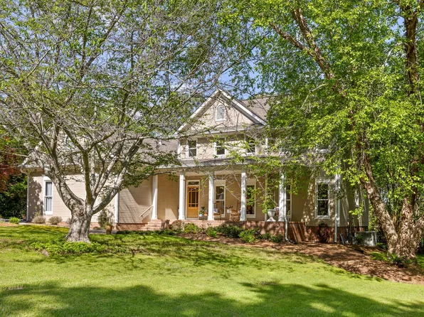 365 Tennant Cir, Chickamauga, GA 30707