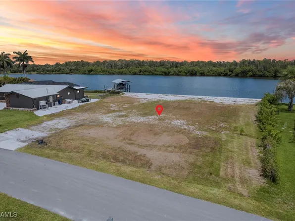 13838 River Forest Dr, Fort Myers, FL 33905