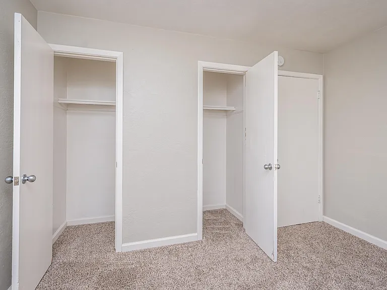 801 McClatchy Way — Photo 10