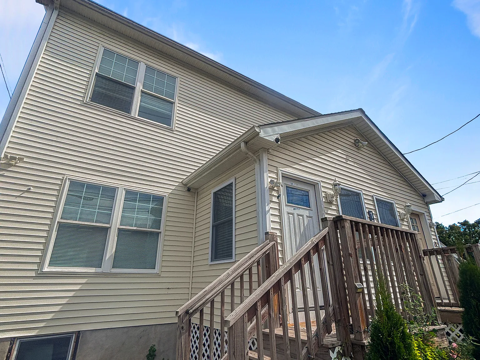 3 bed, 1400 sqft, $2,850 — Photo 2