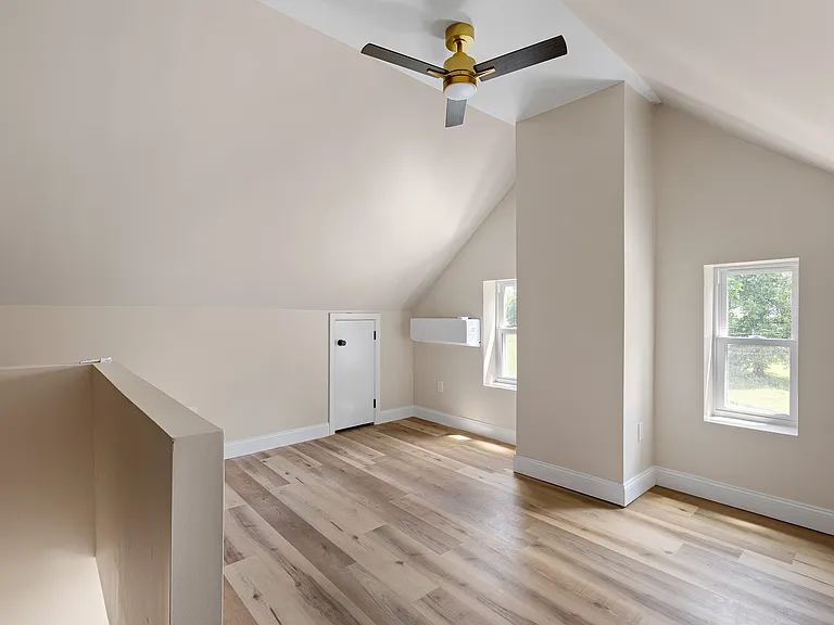 563 Rosedale Rd — Photo 19