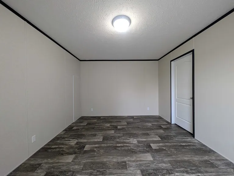 38000 Le Chateau Blvd #658 — Photo 19
