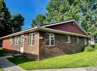 40 E Fir St APT B, New London, OH 44851