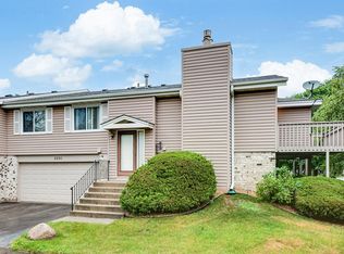 5251 Beachside Dr, Minnetonka, MN 55343