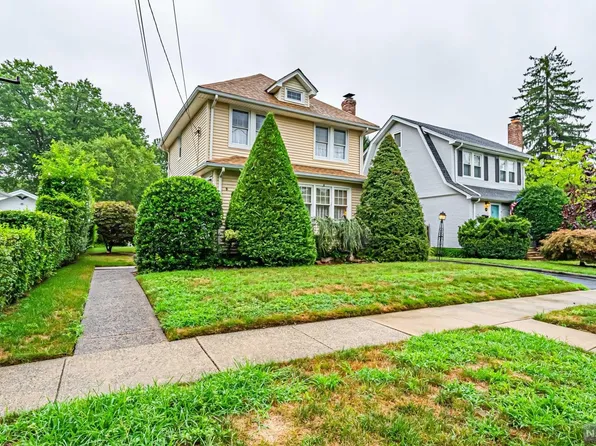76 Clairmont Ave, Westwood, NJ 07675