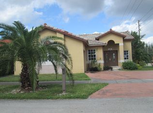 13901 SW 8th Ter, Miami, FL 33184