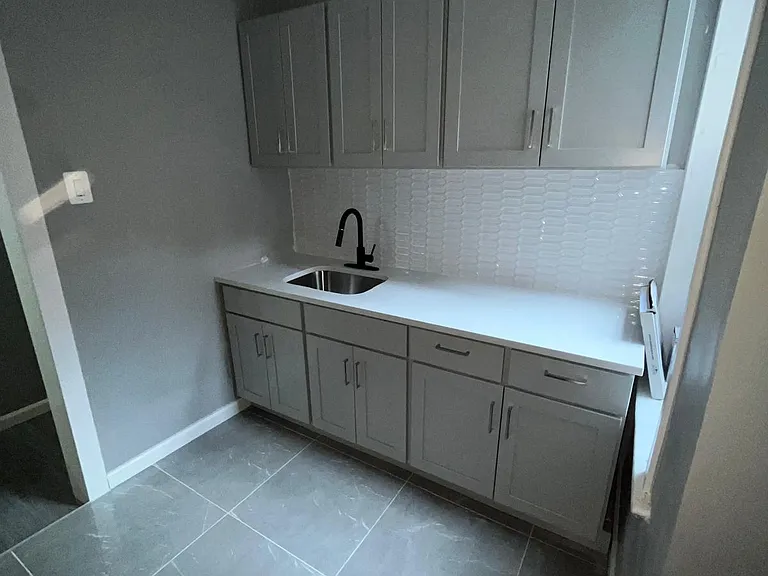 759 Highland Ave #H11 — Photo 8