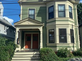 8 Franklin St #2, Somerville, MA 02145
