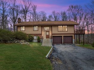 3 Raymond Rd, North Salem, NY 10560