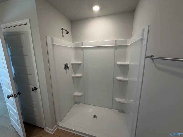 169 Labrador Ln — Photo 8