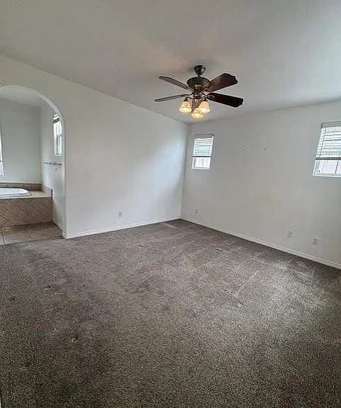 376 Town Forest Ct — Photo 18