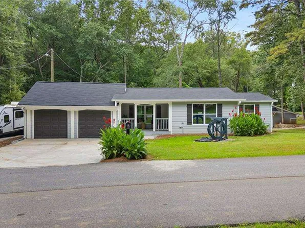 192 Hoke St, Maysville, GA 30558
