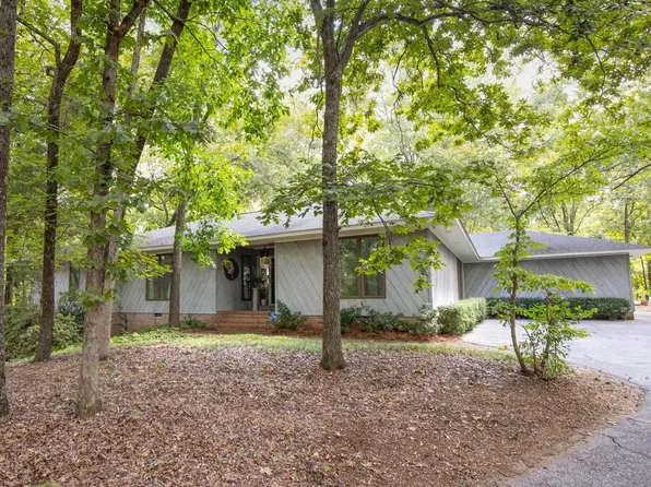 17 Moses Pl, Phenix City, AL 36869