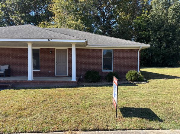 147 Harvard Dr