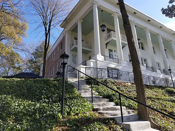 2nd image of 149 Peachtree Cir NE #35