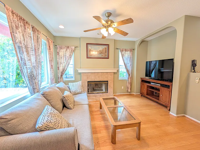 11859 Stonedale Ct — Photo 5