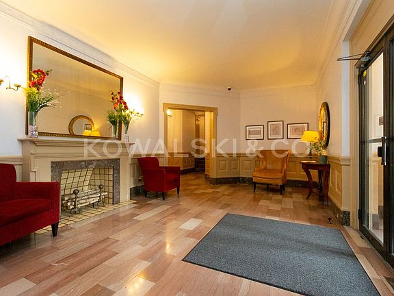 2nd image of 290 6th Ave APT 3F