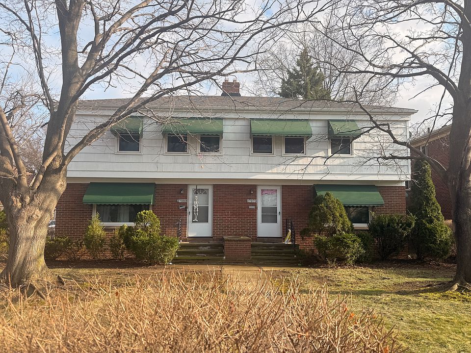 1st image of 27070 Lake Shore Blvd