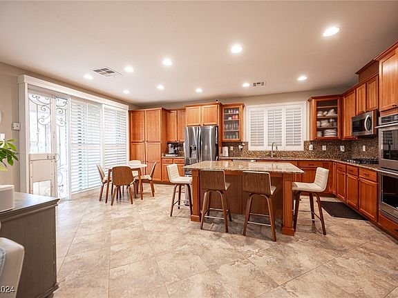 3rd image of 8901 Oceanside Slopes Ave