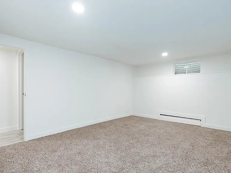 7390 W 12th Ave — Photo 11