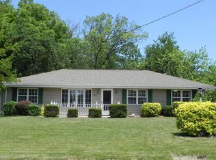 2429 W Huntington Dr, Peoria, IL