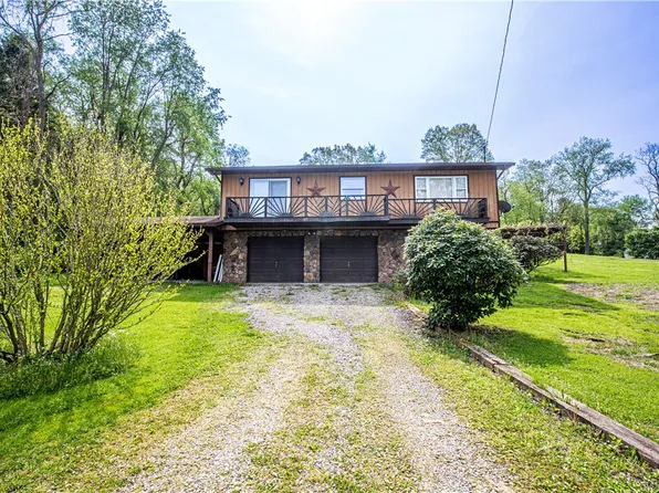 115 S Morgantown St, Fairchance, PA 15436