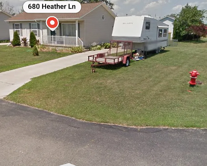 680 Heather Ln — Photo 1