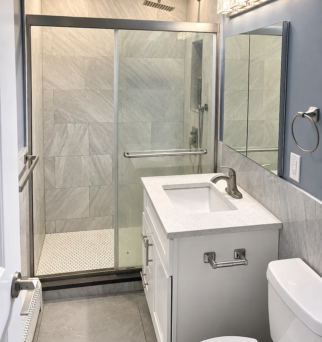 3 bed, 1200 sqft, $2,300 — Photo 4