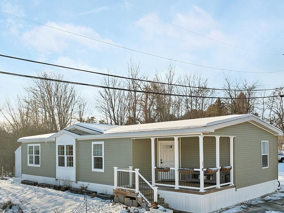 1st image of 23 Dartmouth Circle