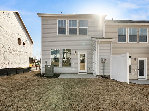 4th image of 1548 Rivermeade Dr