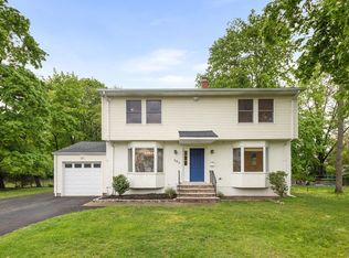 363 Vesta Ct, Ridgewood, NJ 07450