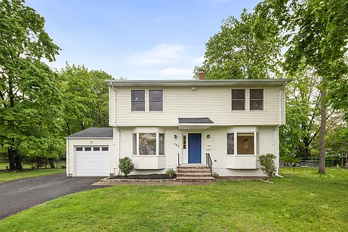 363 Vesta Ct Photo 1