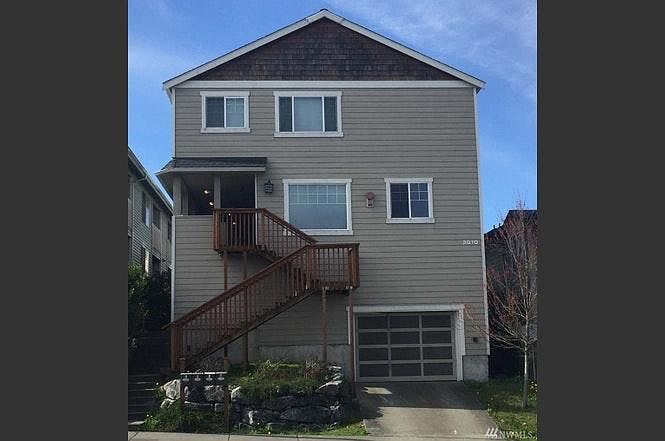 1st image of 3010 W Marine View Dr APT D