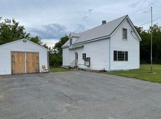 26 Fort St, Mars Hill, ME 04758