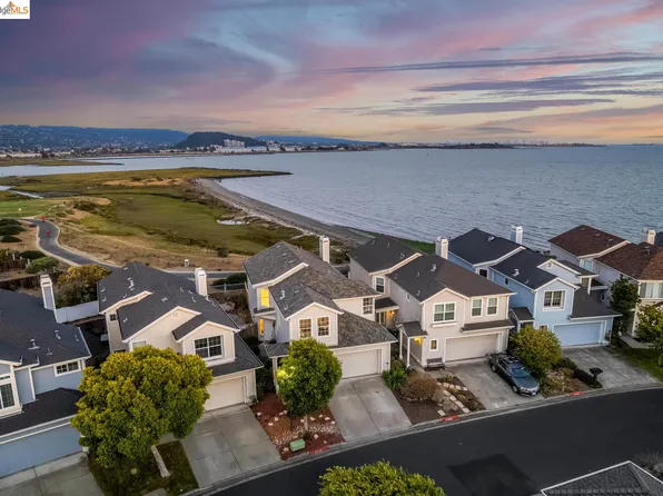 50 Seabreeze Dr, Richmond, CA 94804