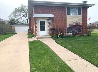 4118 Wesley Ter #1, Schiller Park, IL 60176